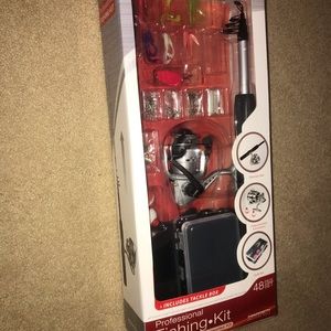 Pro 50 pieces fishing kit